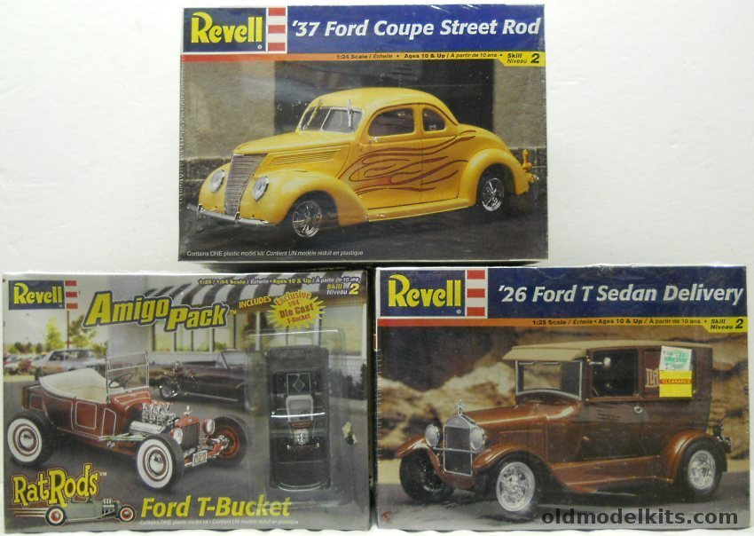 Revell 1/25 85-6689 Ford T-Bucket With 1/64 Die Cast T-Bucket / 85-2598 1937 Ford Coupe Street Rod / 85-2982 1926 Ford Model T Sedan Delivery plastic model kit